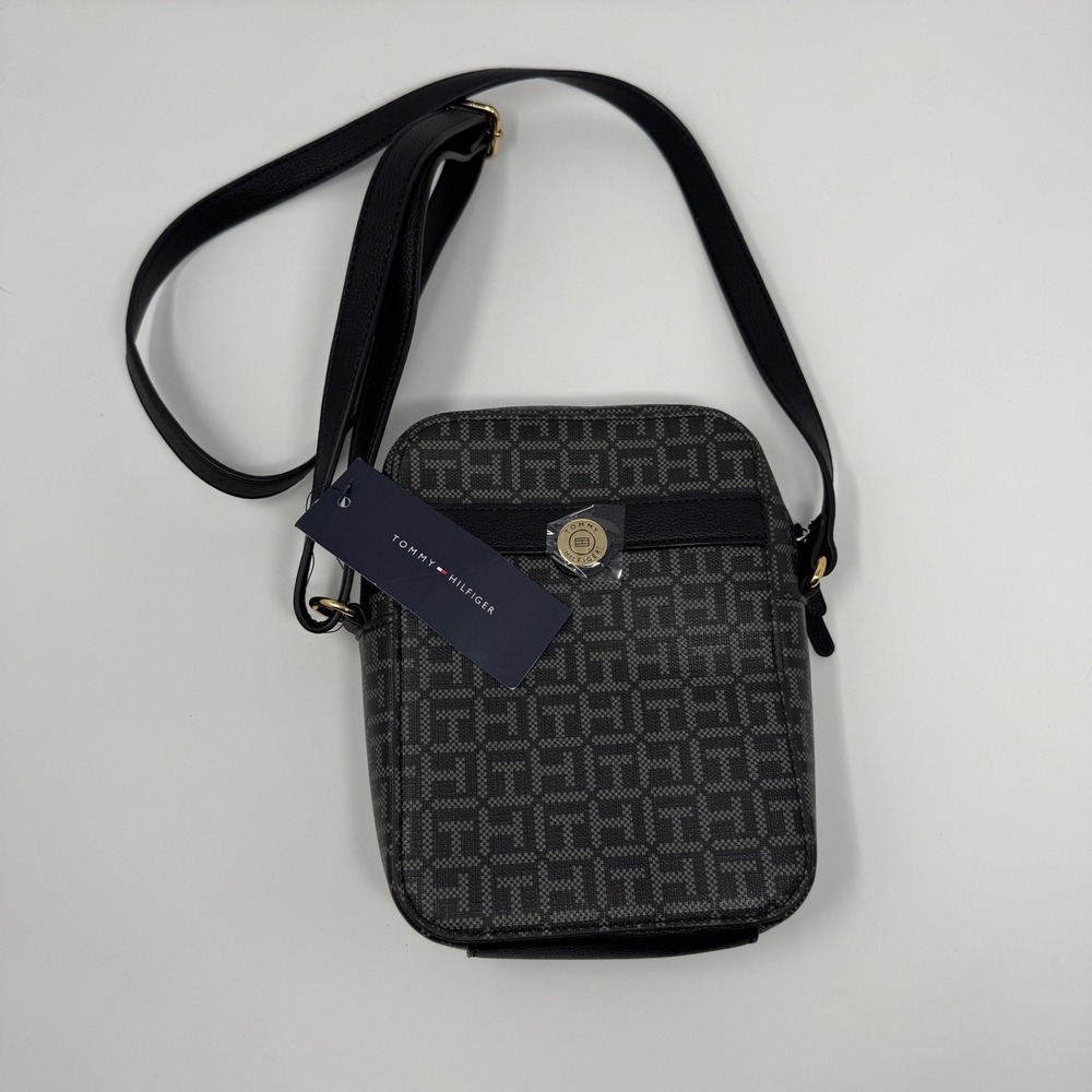 NWT Tommy Hilfiger Crossbody Monogram Logo Gray Women's Bag 8x6.75x2.25
